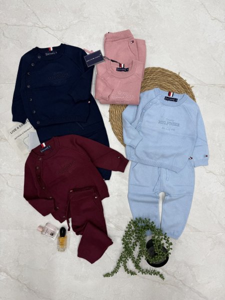 طقم بيبي صوف ناعم