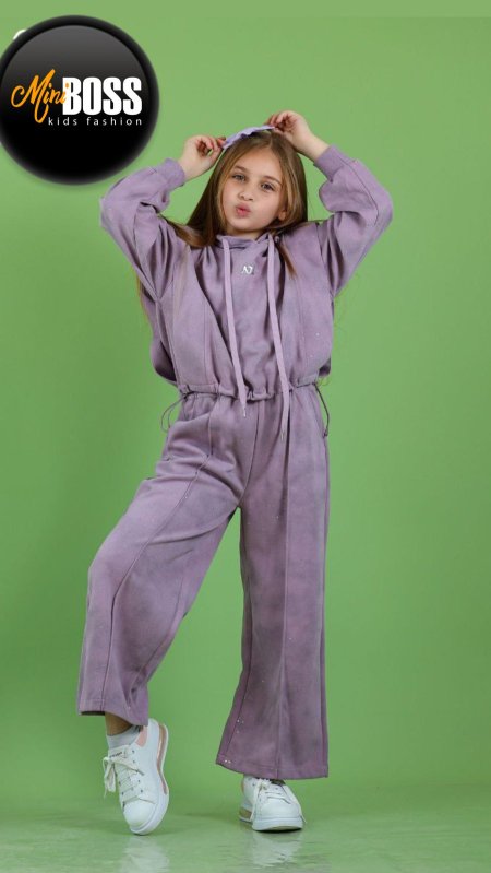 طقم بناتي عملي