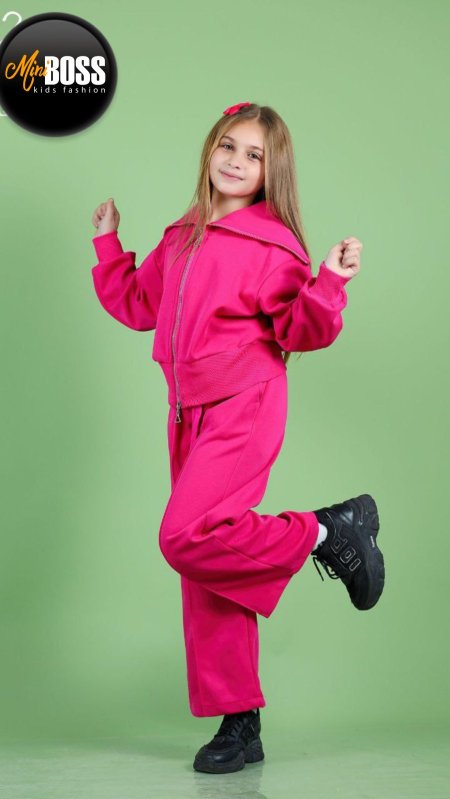 طقم بناتي عملي