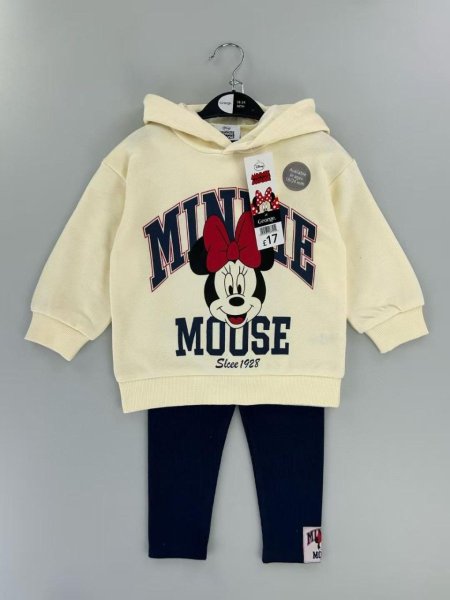 طقم بناتي عملي