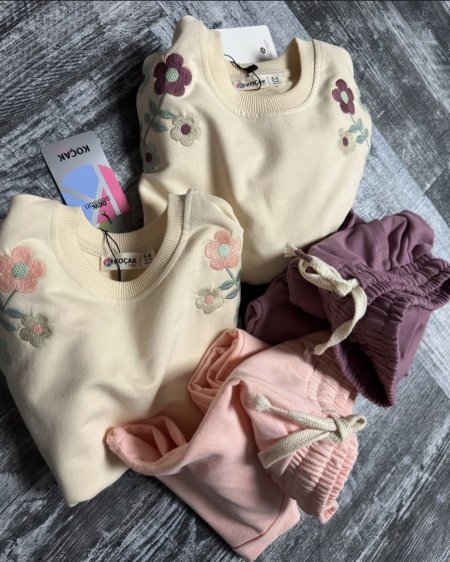 طقم بناتي عملي