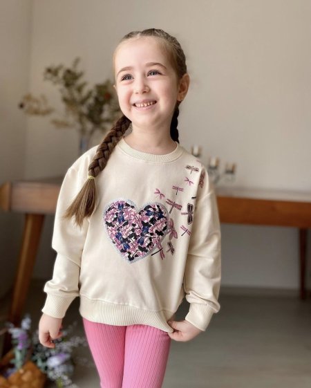 طقم بناتي عملي