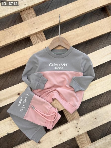 طقم عملي ولادي بناتي